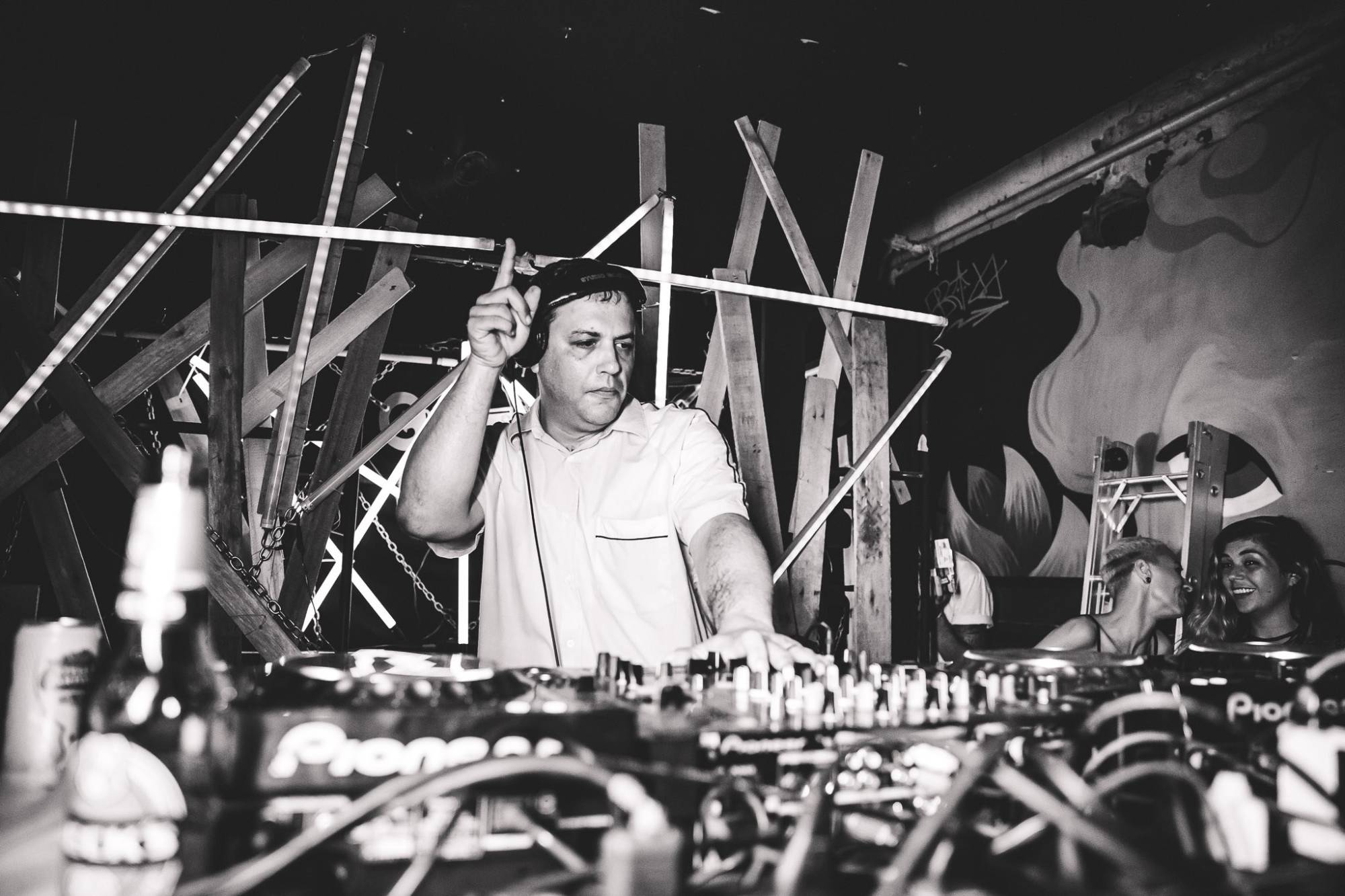 musica eletronica brasilia